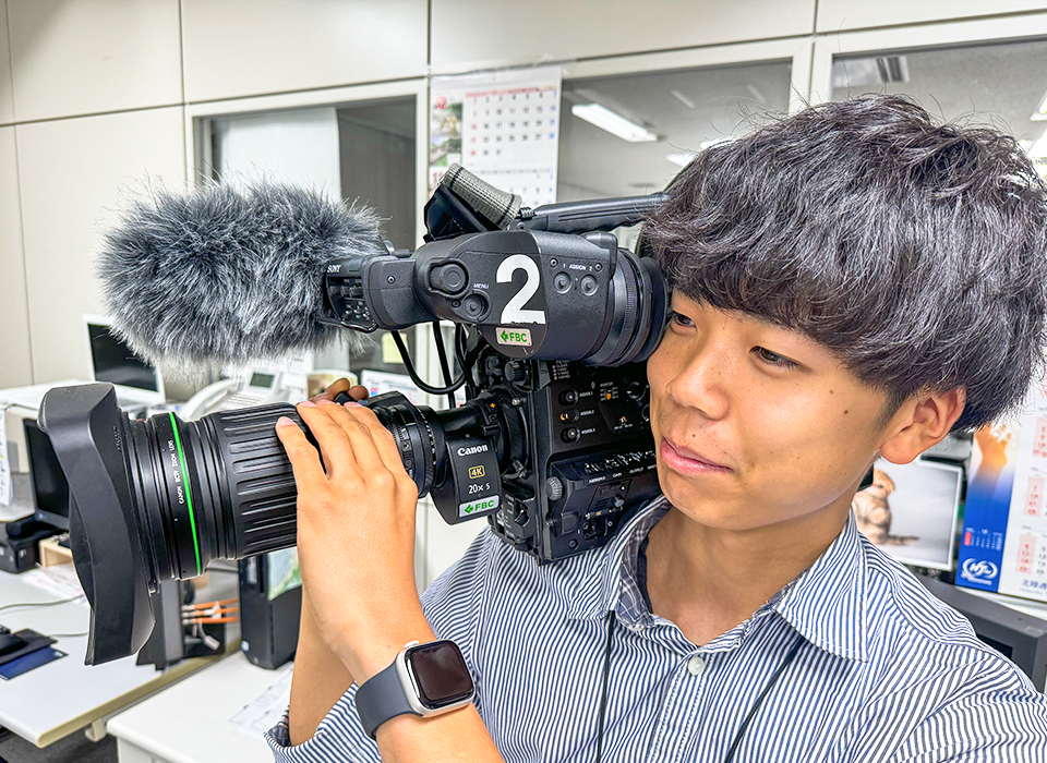 報道部 先輩社員