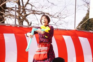 風船の国のアリスさん登場。雰囲気が一気に華やぐ。