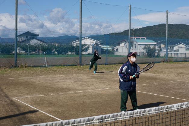 週末、部活動の練習中。