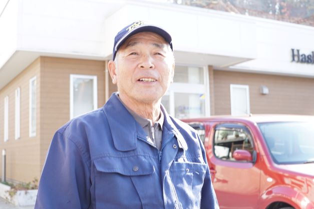 「石川町に来たら、見て欲しい所がある」と仰る男性。そこは公園だそう。