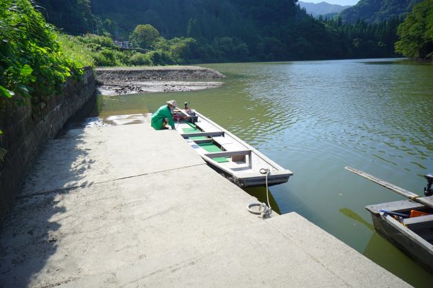 ここには渡し舟で、只見川の対岸と行き来する生活があった。