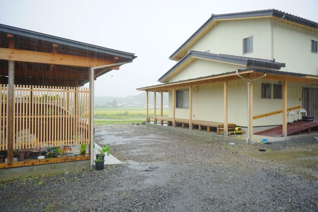 この奥の田んぼで、嘗てダルライザーの田んぼアートが見られた。