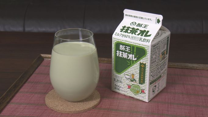 酪王抹茶オレ。