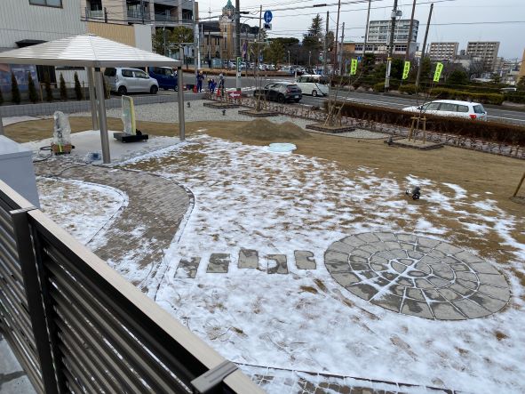 きょうのChu!テラスは、雪がうっすら積もった。