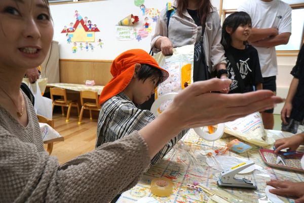 こちらは子どもが“リトルティーチャー”。
