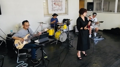 【写真】空き家でJAZZコンサートを開催