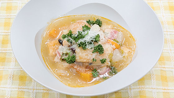 『冬野菜レシピ』イタリアの家庭料理をお手軽に【冬野菜のリボリータスープ】