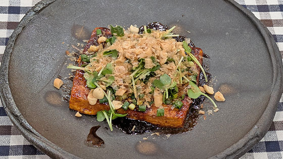 『あったかみそレシピ』ソースの味をしっかり含ませて【豆腐ステーキ・みそソース】