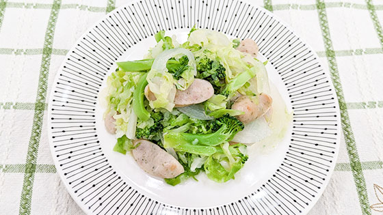 『フライパンひとつで作ろう』カサを減らして食べやすく【野菜とソーセージのブレゼ】