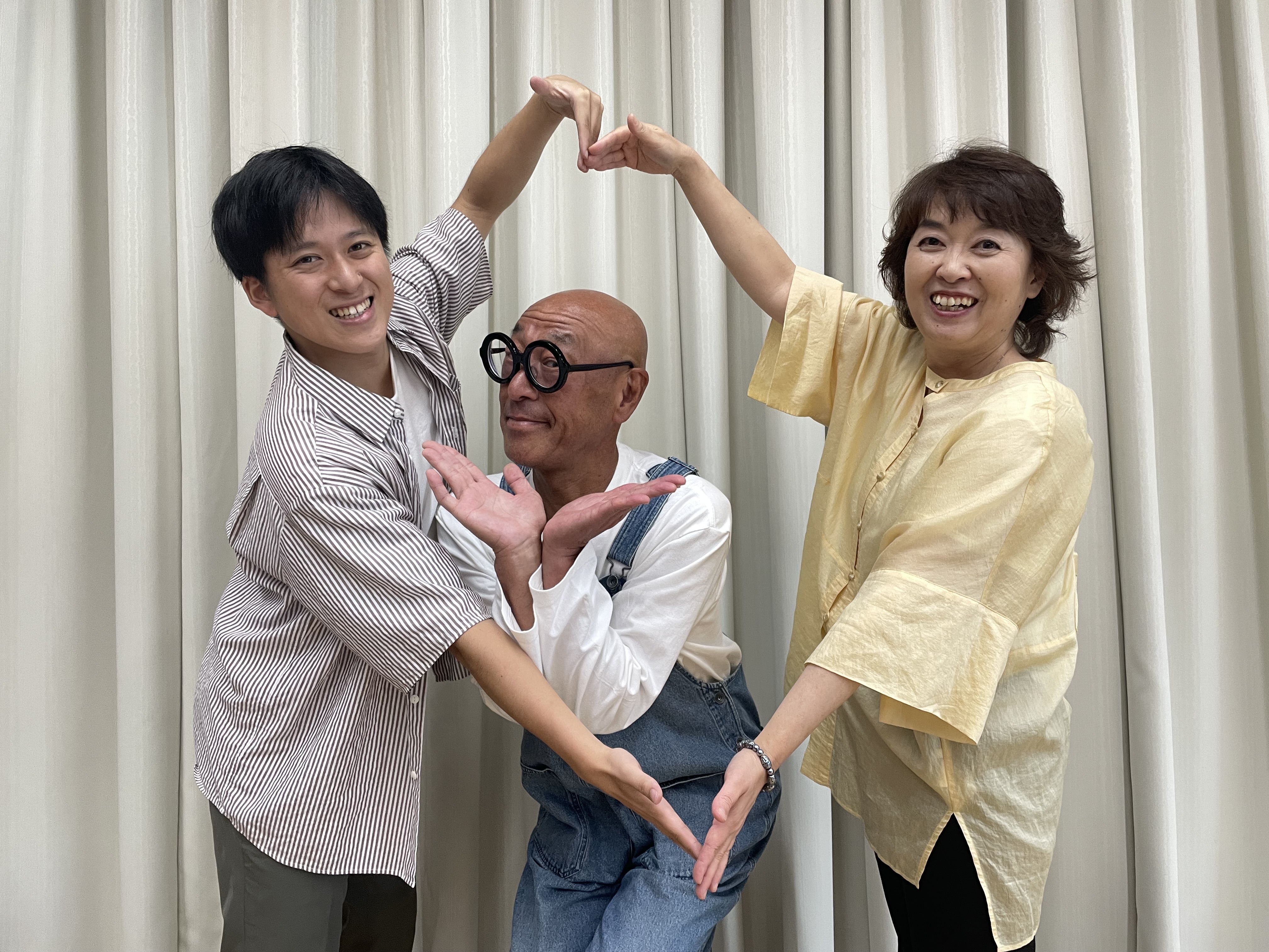 聴空さんには大きなハートに中に入ってもらいました🩷ハートに見え…る…?