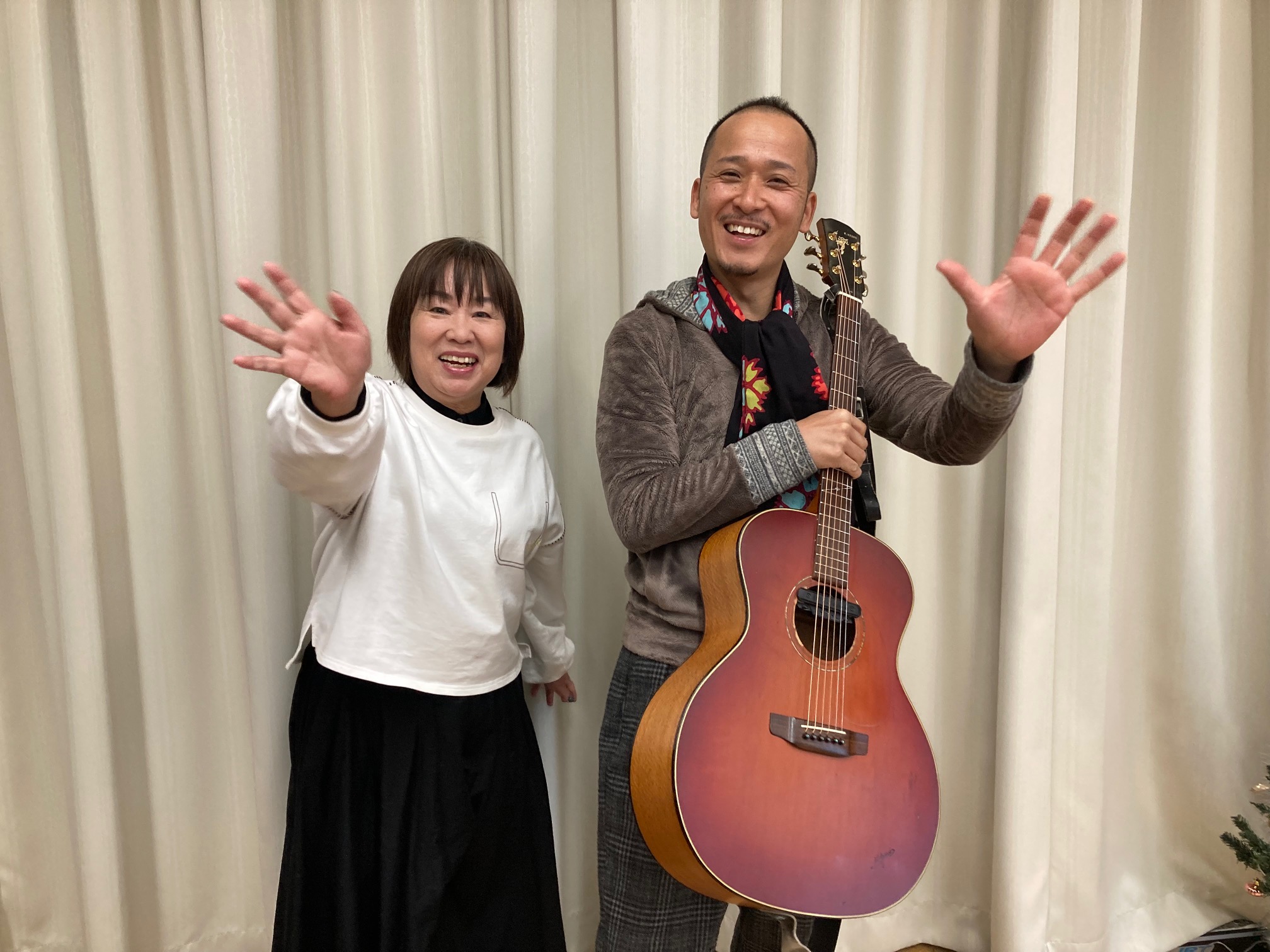 ”駅”でのお別れを再現🥺…するも、なんだかうれしそうなお二人😂