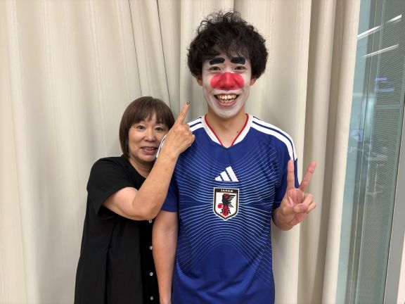 まゆげ太くした「みっとしー」