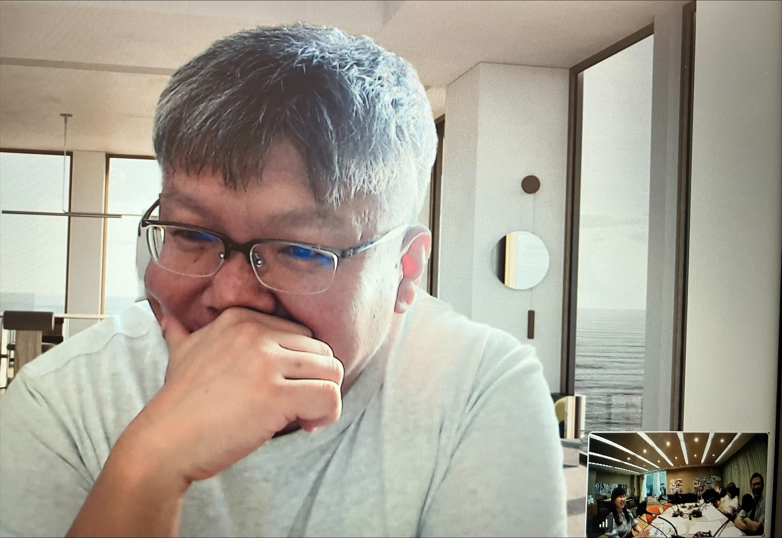 草壁知里さん