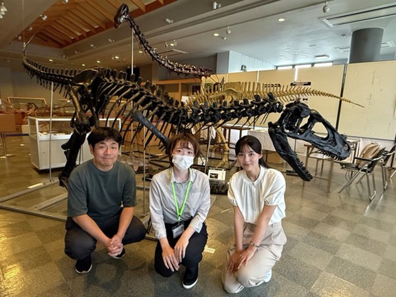 勝浦町図書館にて