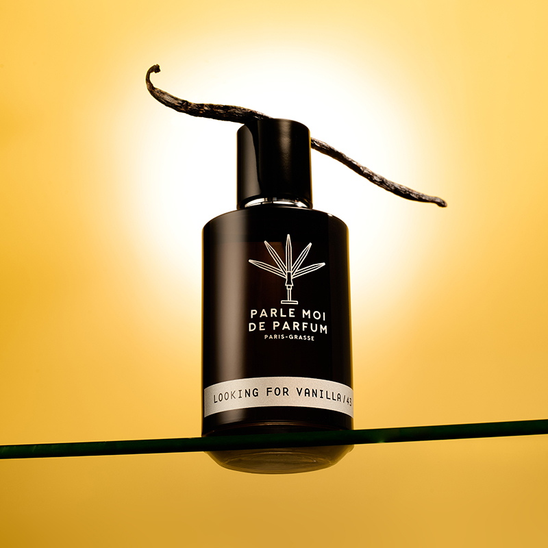 〈パルル モア ドゥ パルファム〉ルッキングフォー バニラ オードパルファム