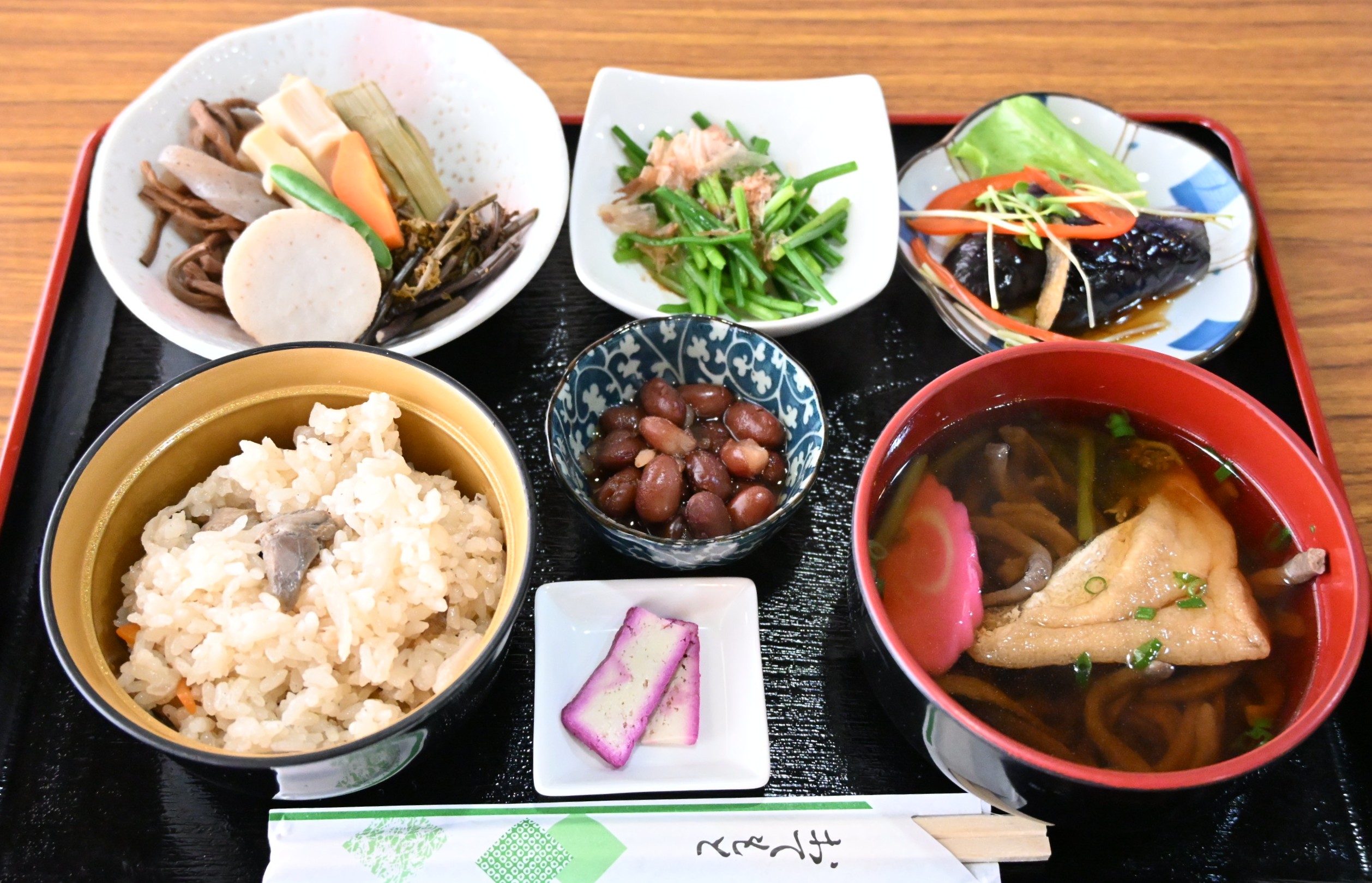 高知ランチ 高知旅行 高知観光 梼原町 くさぶき 茅葺屋根 坂本龍馬 脱藩 定食 キジ