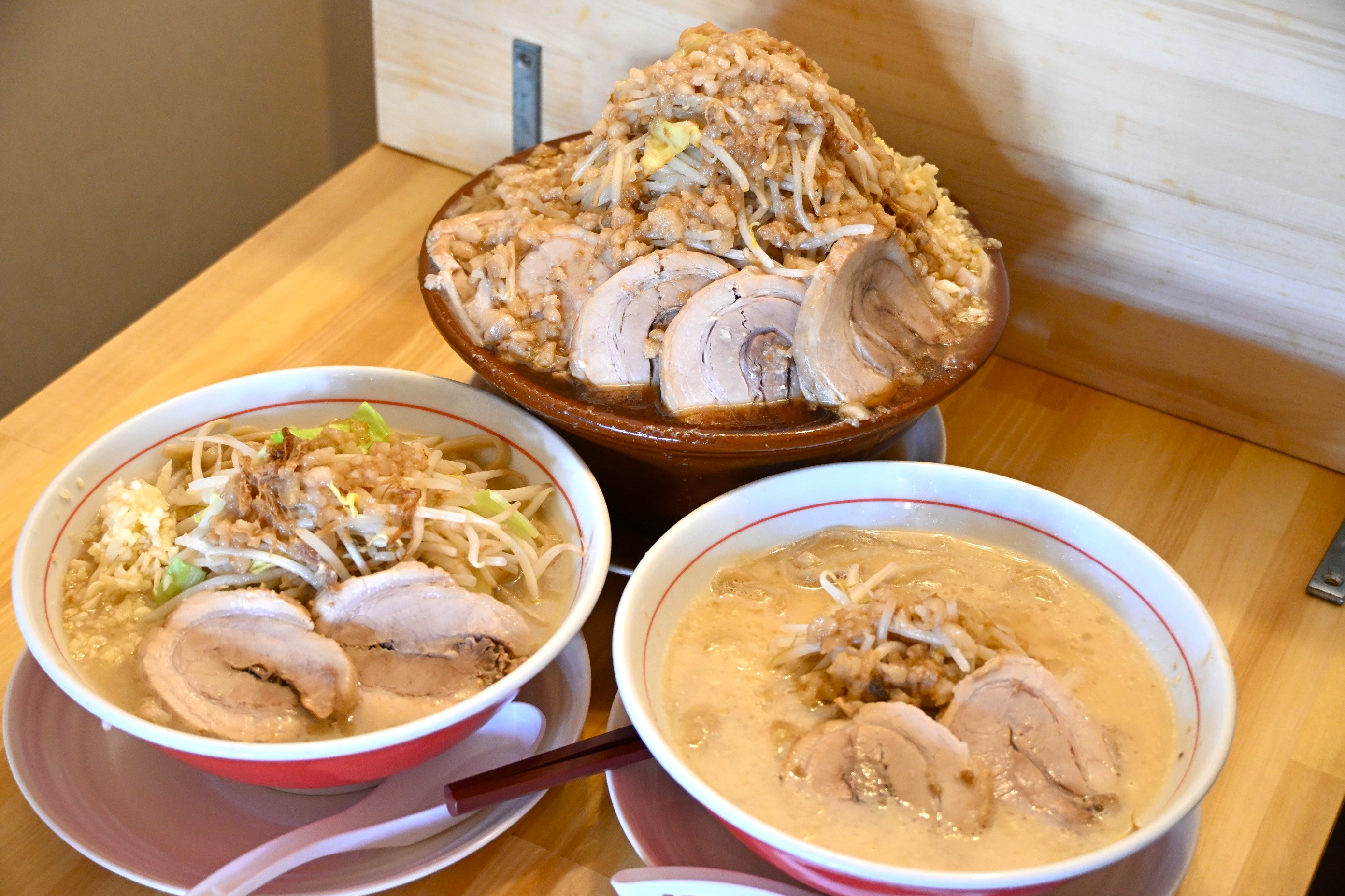 高知についに誕生！本格二郎系ラーメン「ラーメン豚塗」高知市