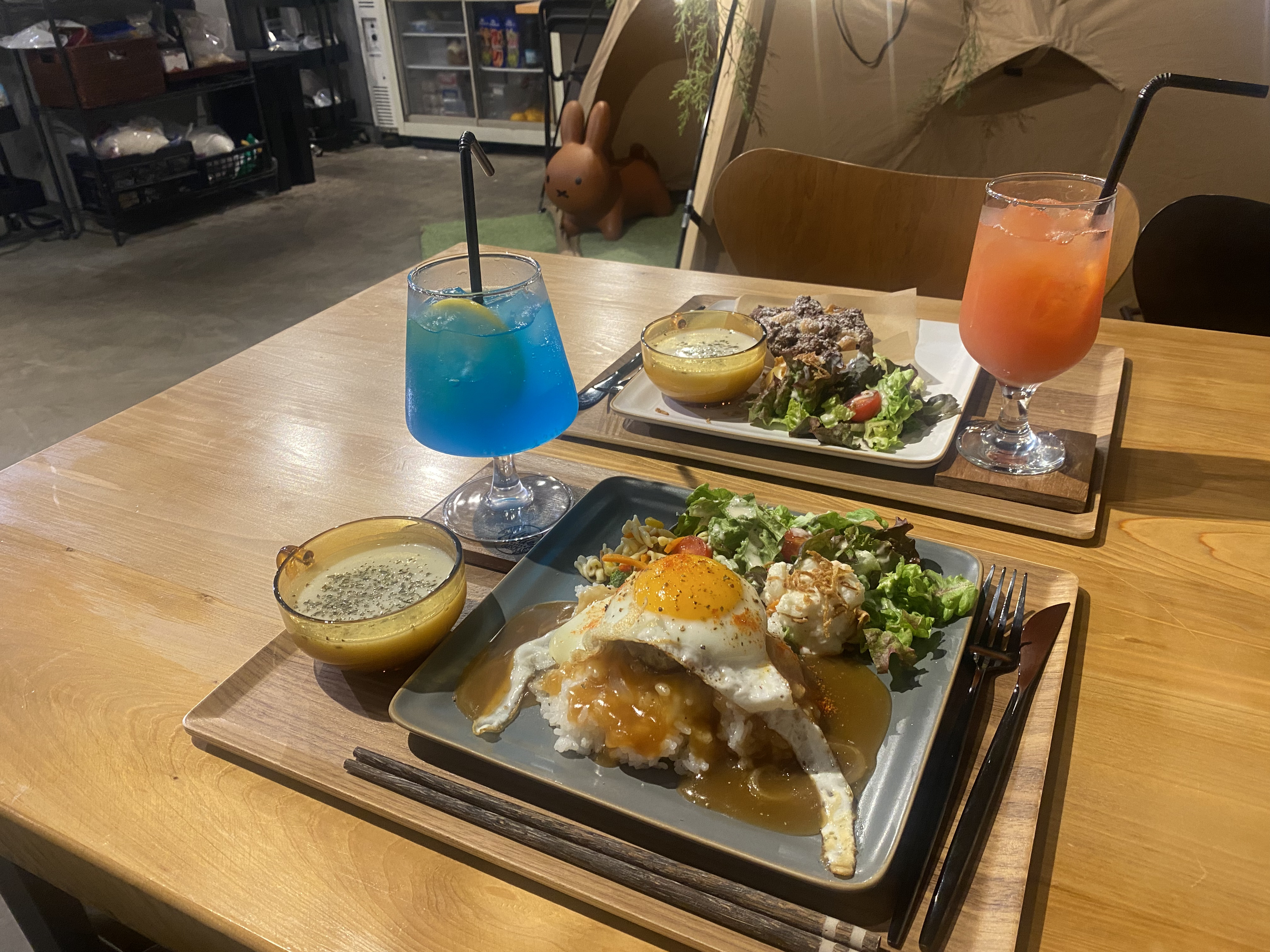 スタイリッシュだけどお子様連れも大歓迎！お洒落カフェ「The Node