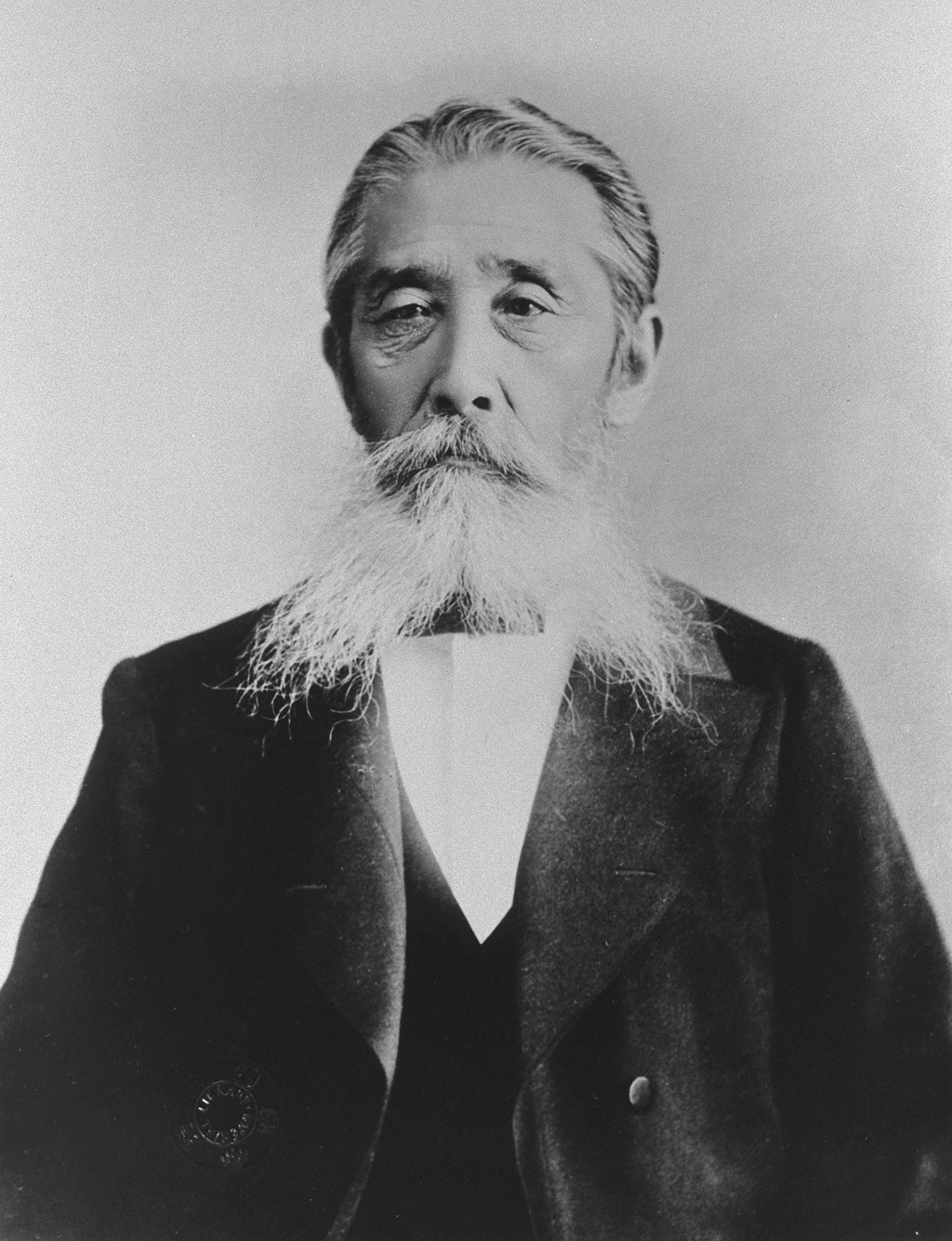 全日本写真連盟理事　後藤敬一郎　パリ赤い帽子の人形芸術写真　フォト額装8/30 全日本写真連盟理事 後藤敬一郎 パリ赤い帽子の人形芸術写真