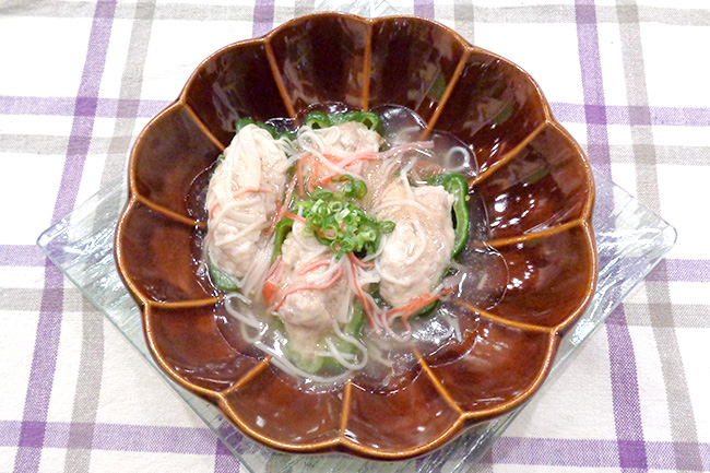 ピーマンの肉詰めレンジ蒸し　あんかけソース