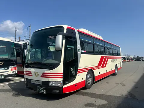 シャトルバス