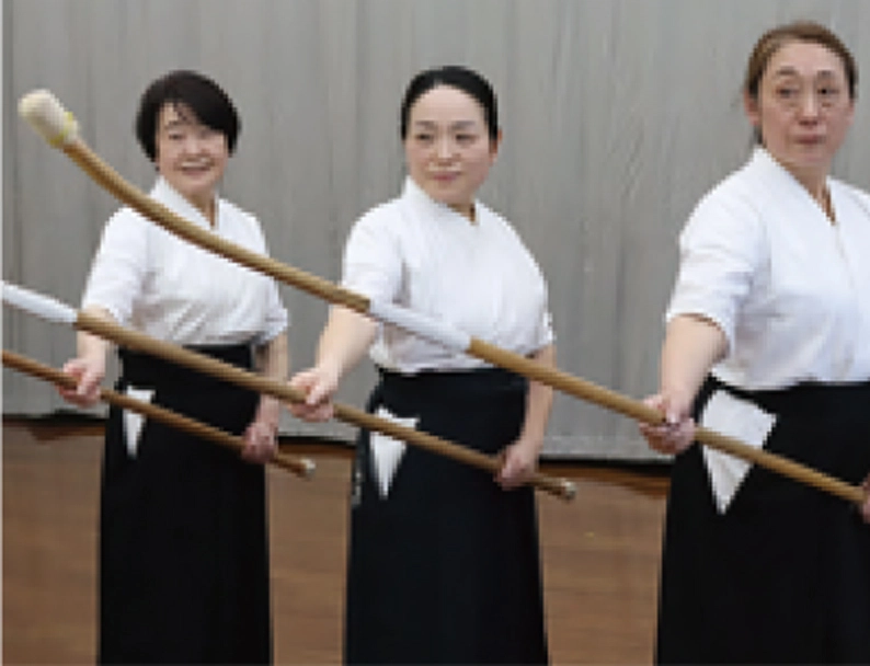 ふってふってなぎなた教室の画像1