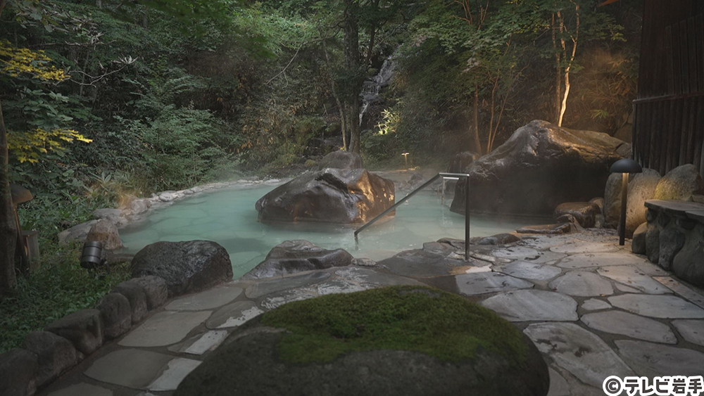 渓流と過ごす至高の宿