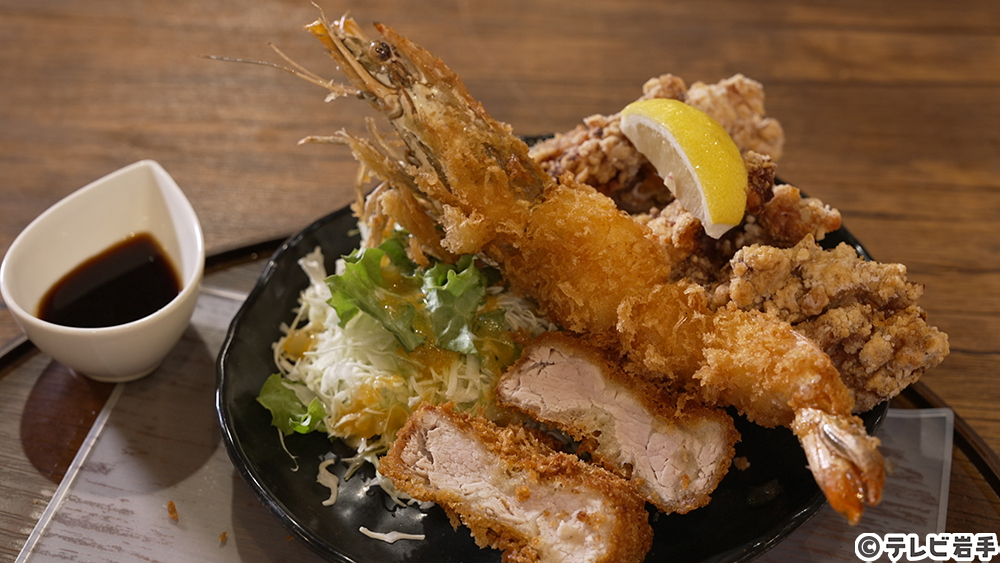 名物ジャンボエビフライ