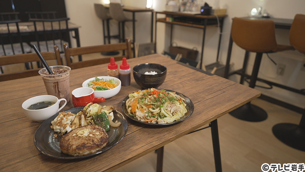 カジュアルなランチを