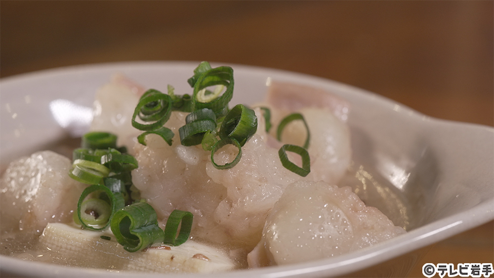 居酒屋の牛すじ煮込み