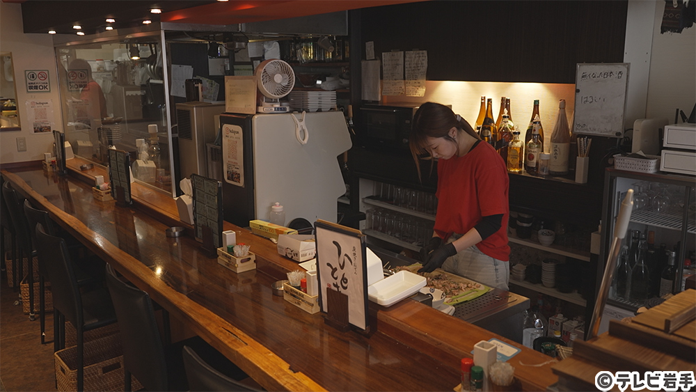鶏白湯で煮込んだおでん