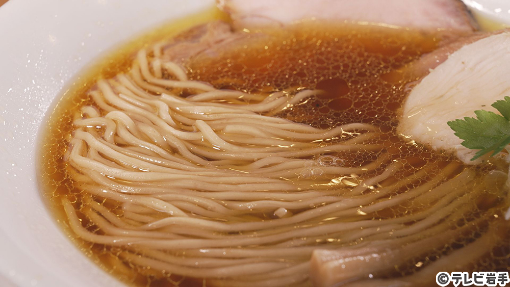 芳醇な香りの限定麺